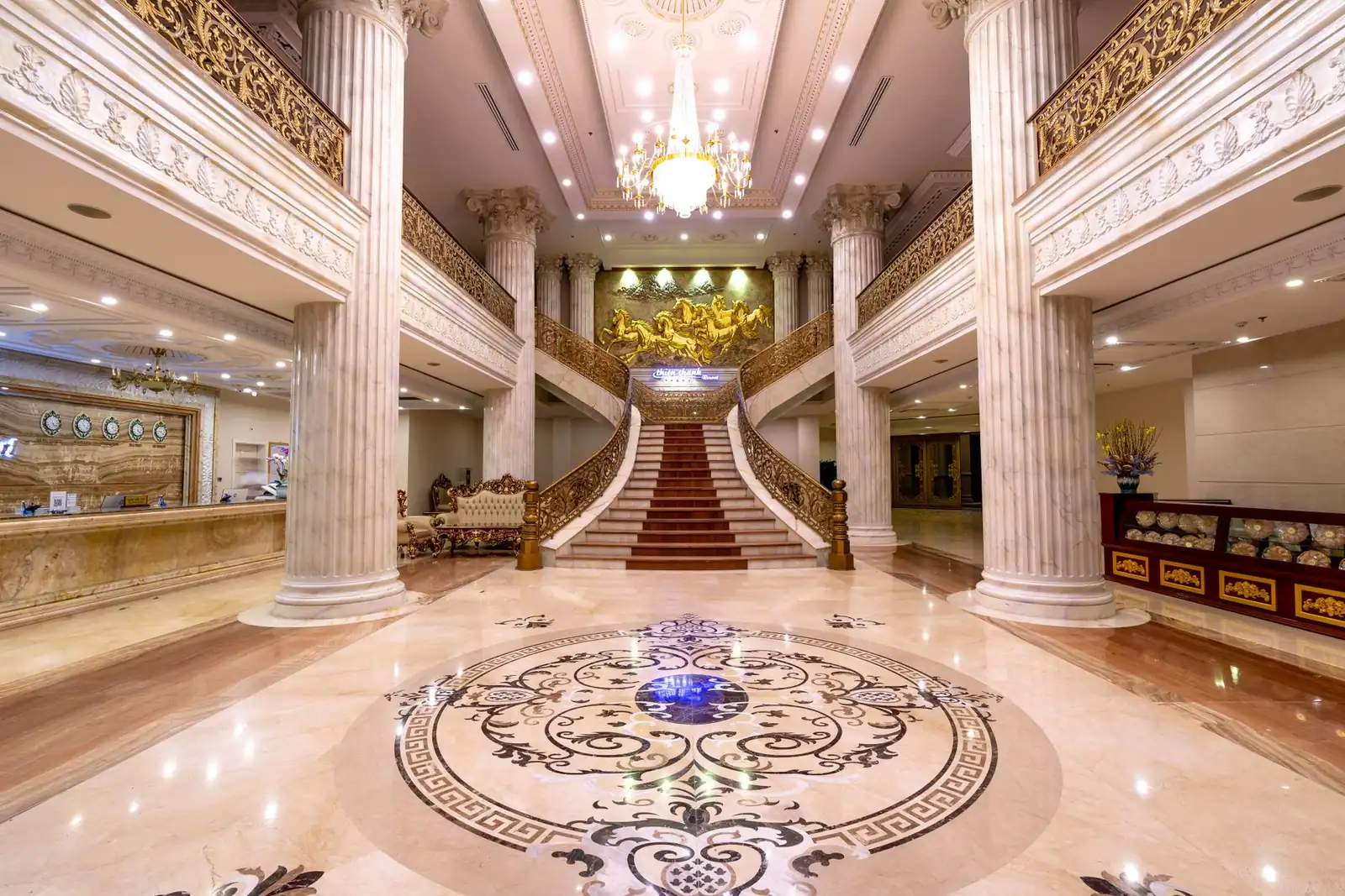 Zorvellianprestigehaven interior